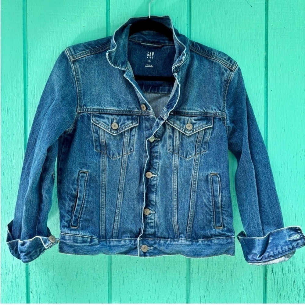 Gap Kids Organic Cotton Icon Denim Jacket Size XL (12-13)